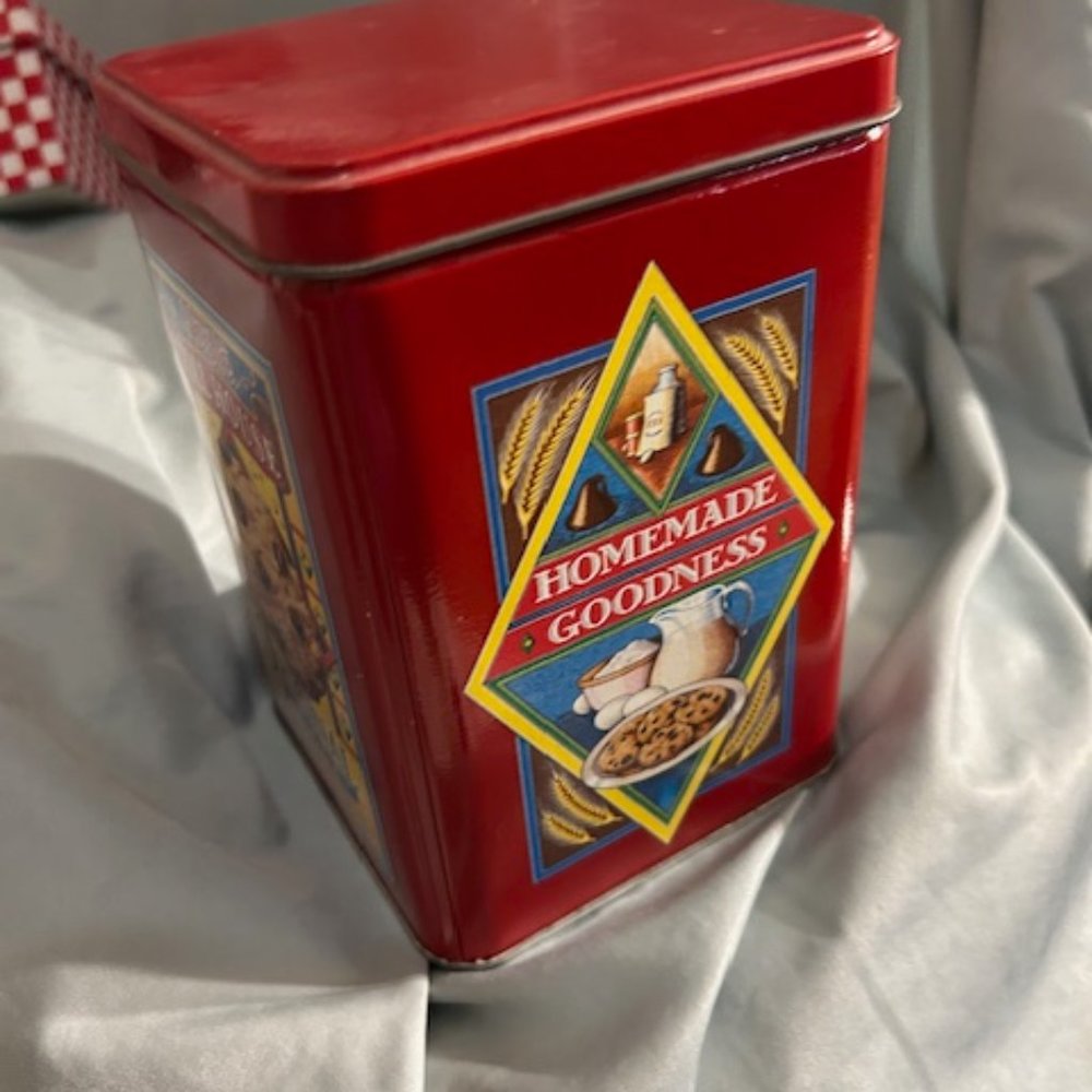 vintage metal tin container chocolate chip decor decoration storage